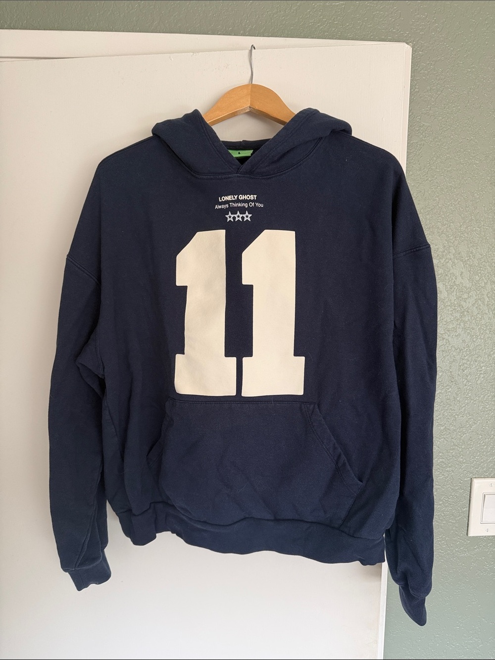Euc lonely ghost 11 sweatshirt size large